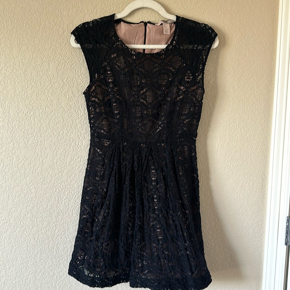 Black lace dress